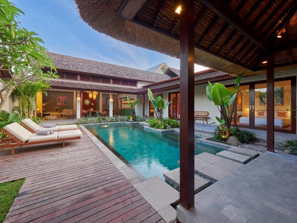 Bumbak Park Villas Canggu  Luaran gambar
